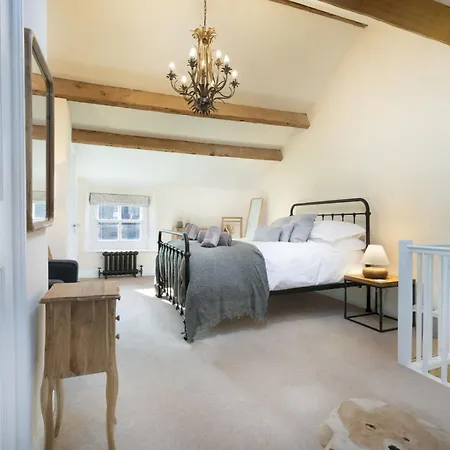 Badger Close - Short Stroll From Town Centre * Kendal