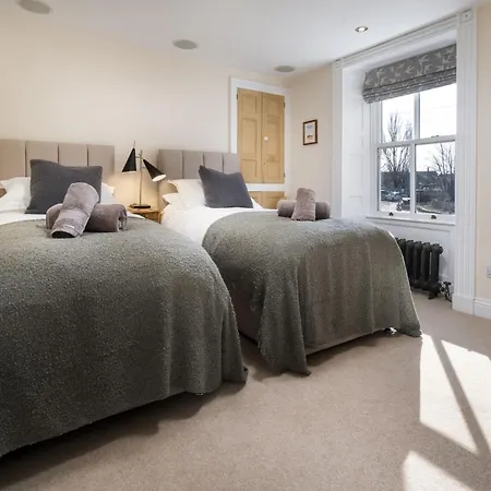 Badger Close - Short Stroll From Town Centre Дом отдыха