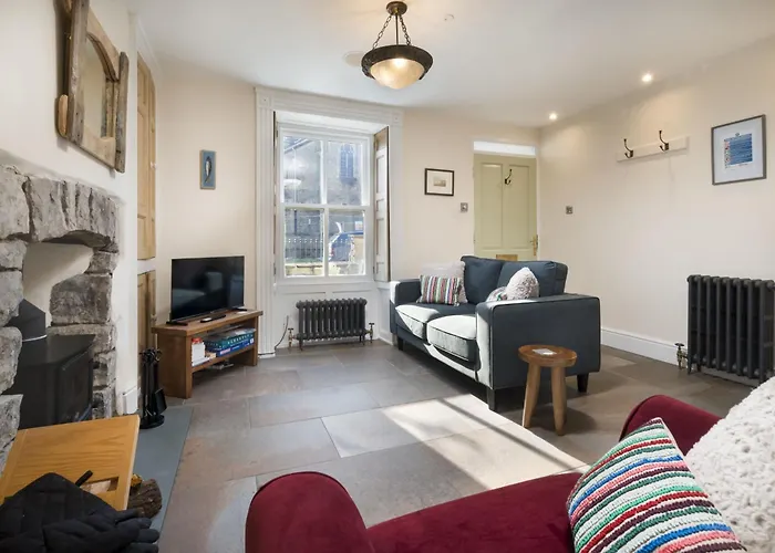 Badger Close - Short Stroll From Town Centre